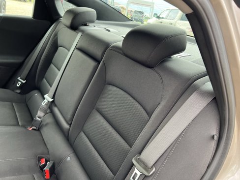 Used 2024 Chevrolet Malibu LT image 21