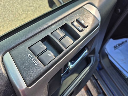 Used 2019 Toyota 4Runner SR5 Premium image 11