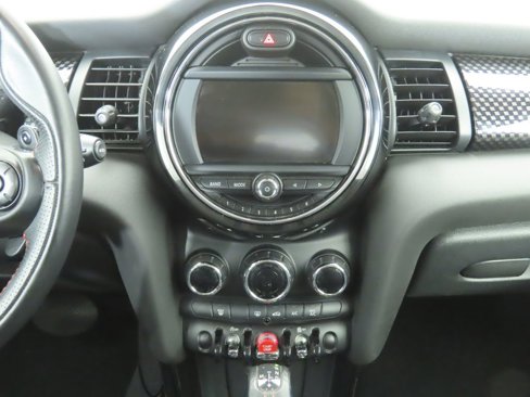 Used 2017 MINI Cooper S image 14