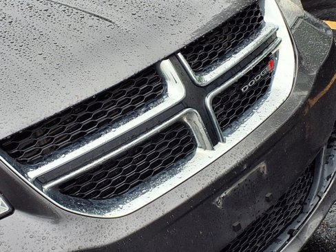 Used 2018 Dodge Grand Caravan SE w/ UConnect Hands-Free Group image 23