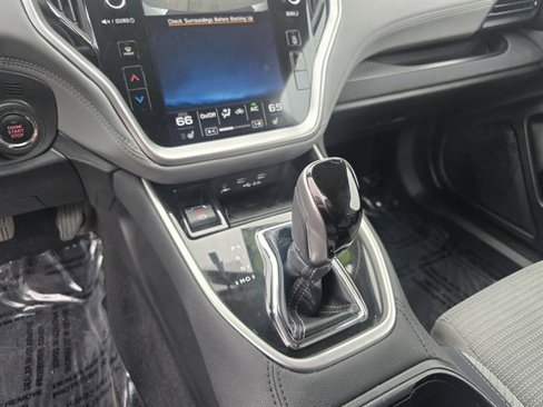 Used 2022 Subaru Outback Premium image 20