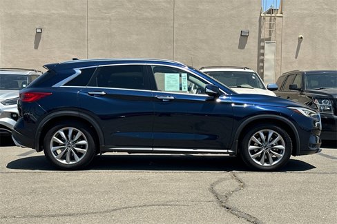 Used 2020 INFINITI QX50 Essential w/ Convenience Package image 3