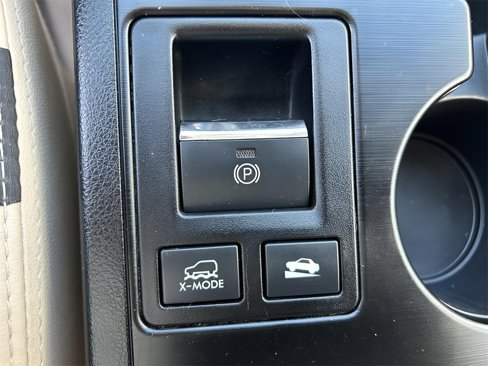 Used 2018 Subaru Outback 2.5i Limited image 23