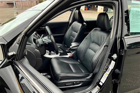 Used 2015 Honda Accord Touring image 22