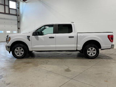 Used 2021 Ford F150 XLT image 11