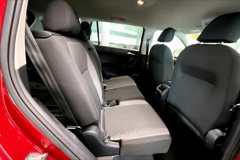 Used 2018 Volkswagen Tiguan S image 18