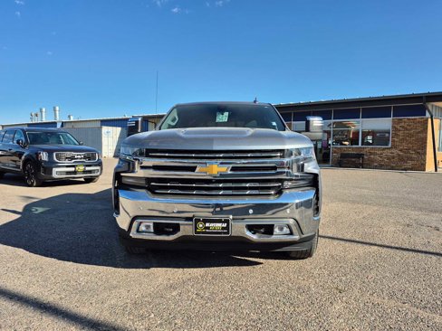 Used 2020 Chevrolet Silverado 1500 LTZ w/ LTZ Premium Package image 9