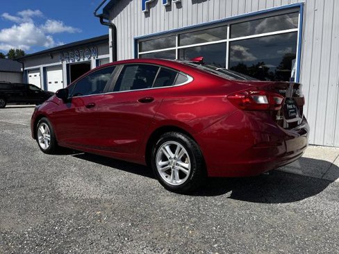 Used 2017 Chevrolet Cruze LT w/ Convenience Package image 10