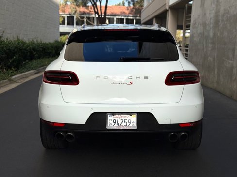Used 2017 Porsche Macan S image 32