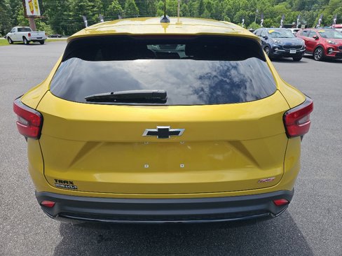 Used 2024 Chevrolet Trax RS w/ Driver Confidence Package image 6