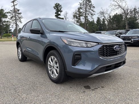 New 2025 Ford Escape Active image 1