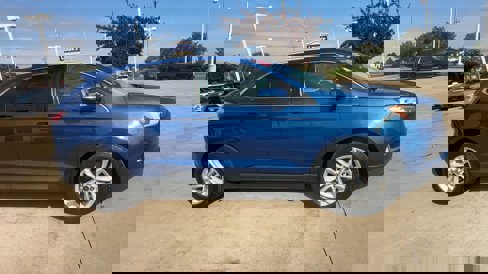 Used 2020 Ford Edge SEL image 46