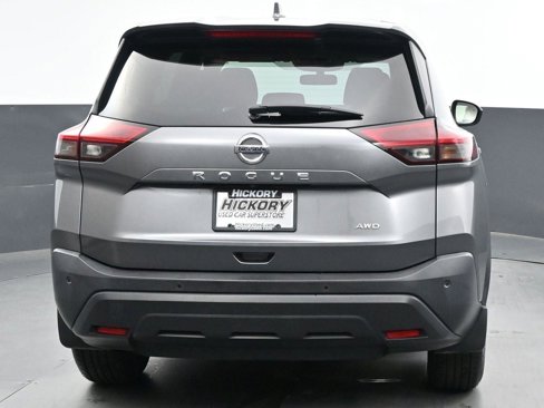 Used 2021 Nissan Rogue S image 6
