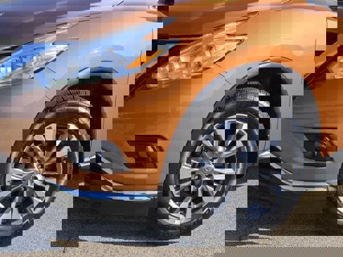 Used 2016 Nissan Murano SV image 3