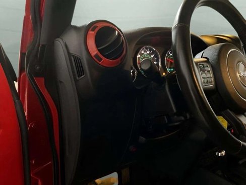 Used 2016 Jeep Wrangler Unlimited Sport image 14