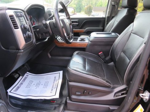 Used 2017 Chevrolet Silverado 1500 High Country image 21