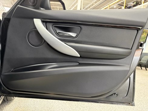Used 2018 BMW 330i xDrive Sedan image 35
