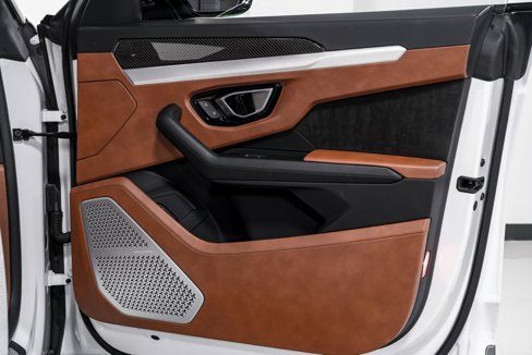 Used 2022 Lamborghini Urus image 43