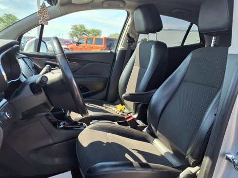 Used 2019 Buick Encore Preferred image 11