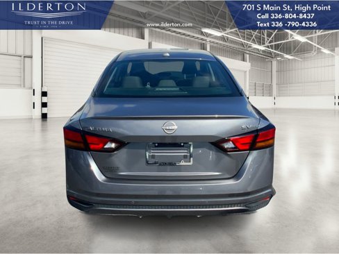 Used 2024 Nissan Altima 2.5 SV image 7