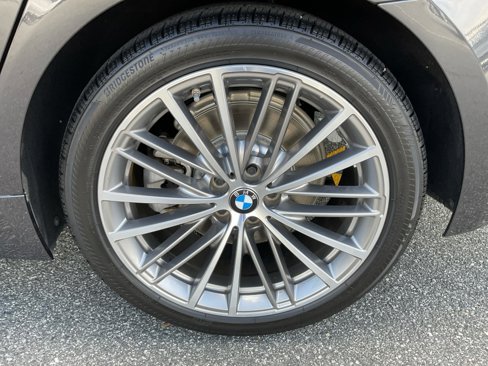 Used 2019 BMW 530i w/ Luxury Package image 22