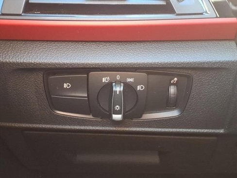 Used 2017 BMW 230i Convertible image 18