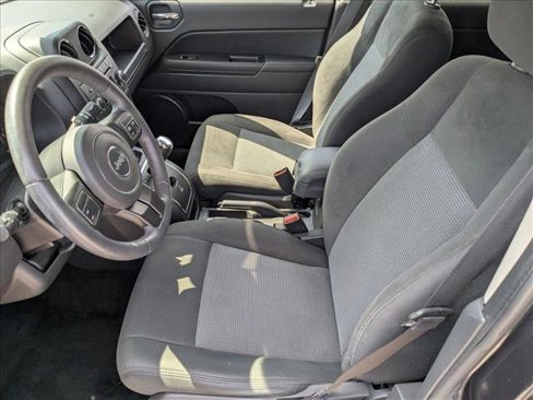 Used 2016 Jeep Patriot Latitude image 19