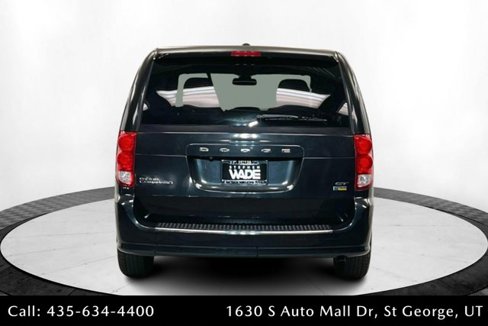 Used 2019 Dodge Grand Caravan GT image 4