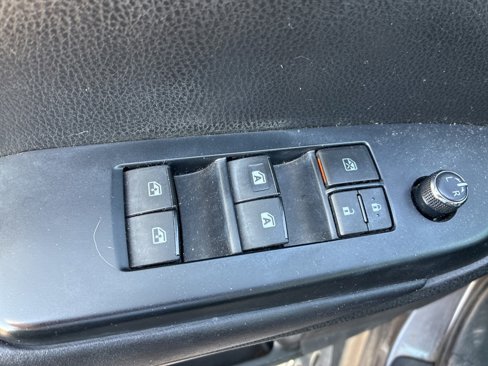 Used 2017 Toyota Highlander XLE image 7