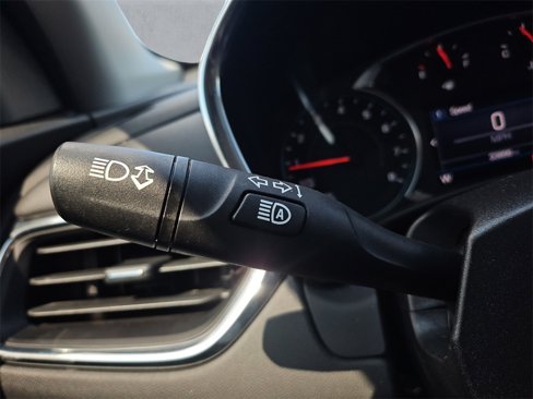 Used 2022 Chevrolet Equinox LT image 27
