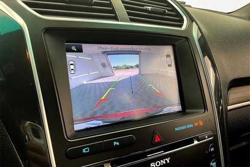 Used 2016 Ford Explorer Limited image 21