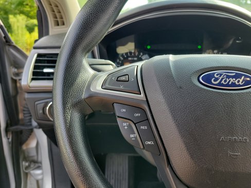 Used 2017 Ford Fusion S image 22