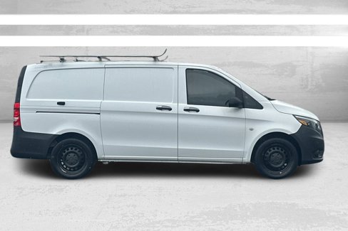 Used 2018 Mercedes-Benz Metris image 3
