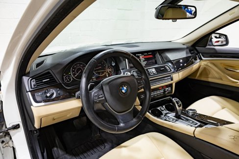 Used 2016 BMW 528i Sedan image 18