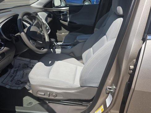 Used 2022 Chevrolet Malibu LT image 21