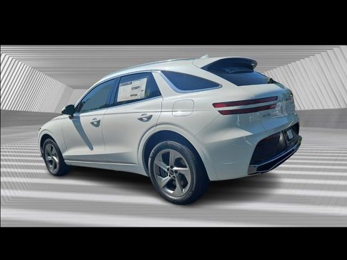 New 2026 Genesis GV70 2.5T image 3