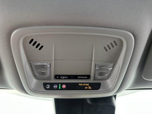 Used 2023 Chevrolet Malibu LT image 31