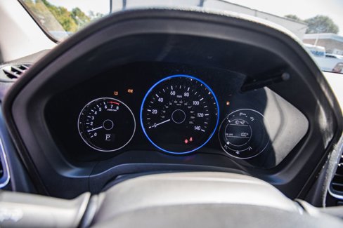 Used 2017 Honda HR-V EX image 6