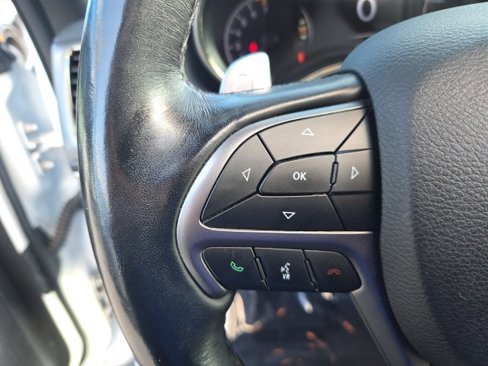 Used 2020 Jeep Grand Cherokee Limited X image 16