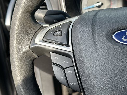 Used 2013 Ford Fusion SE image 14