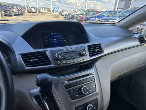 Used 2014 Honda Odyssey LX image 25