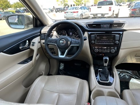 Certified 2019 Nissan Rogue SL w/ Premium Package image 23