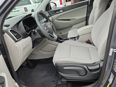 Used 2021 Hyundai Tucson SE image 6