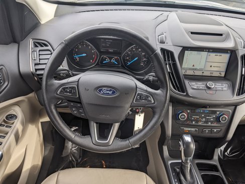 Used 2018 Ford Escape SEL image 18
