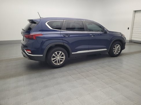 Used 2019 Hyundai Santa Fe SE image 10
