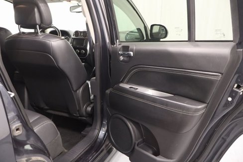Used 2014 Jeep Compass Limited image 16