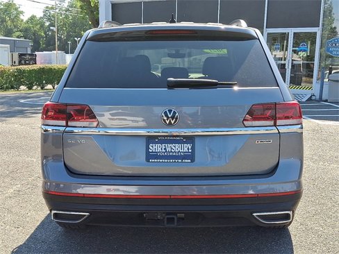 Used 2021 Volkswagen Atlas SE w/ Towing Package image 5