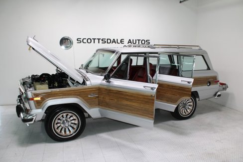 Used 1986 Jeep Grand Wagoneer image 16