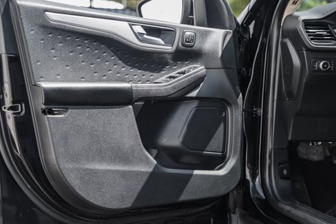 Used 2020 Ford Escape SEL image 39