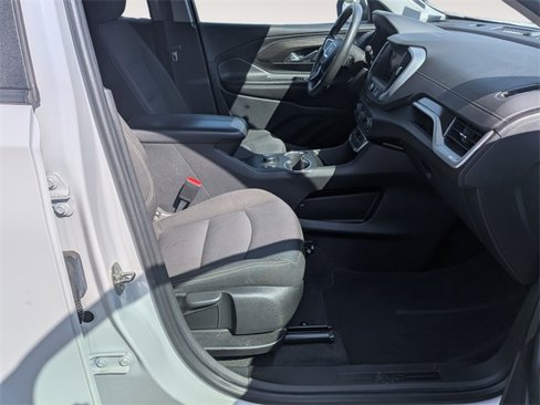 Used 2023 GMC Terrain SLE w/ Driver Convenience Package image 31